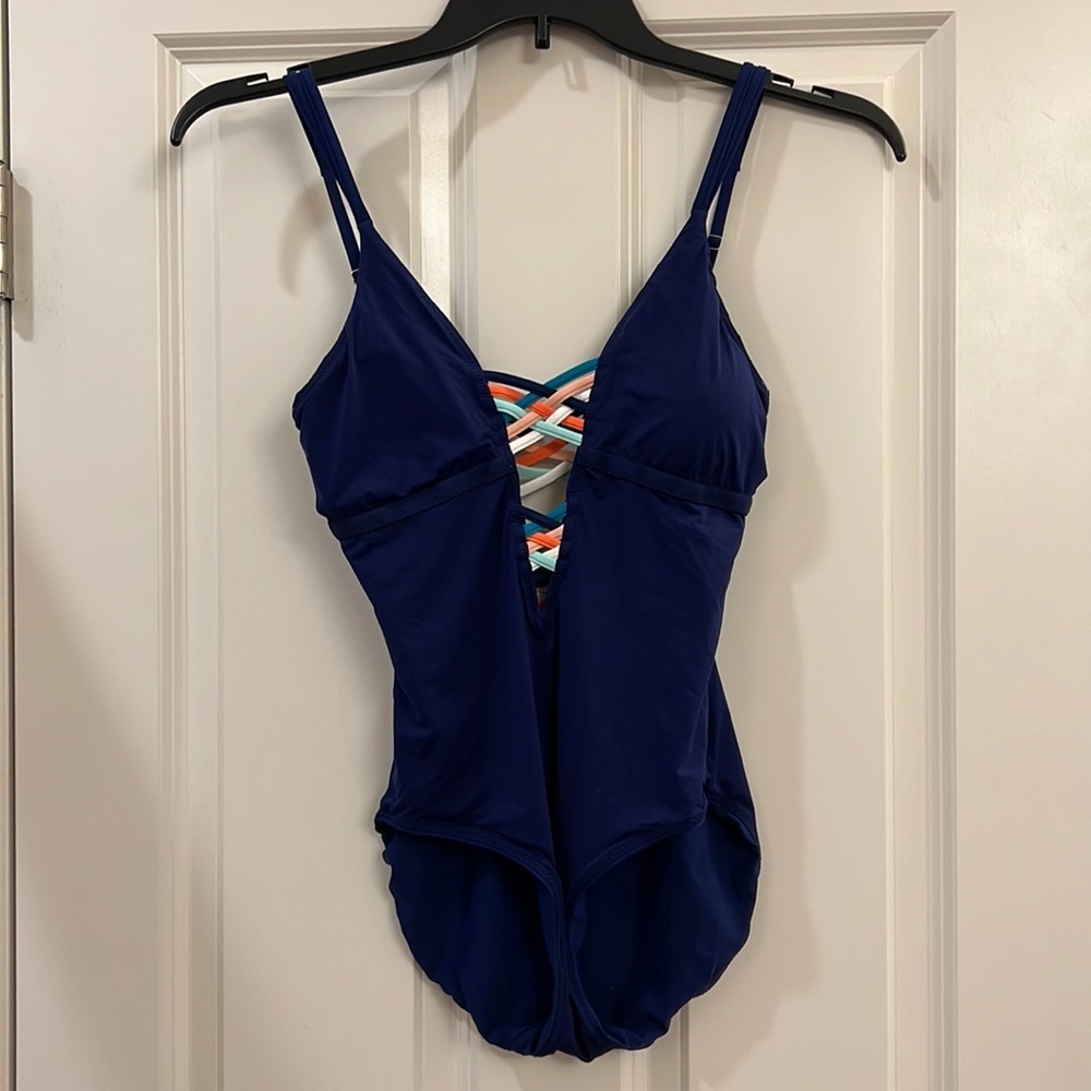 Red Carter ladies bathing suit - Picture 1 of 6
